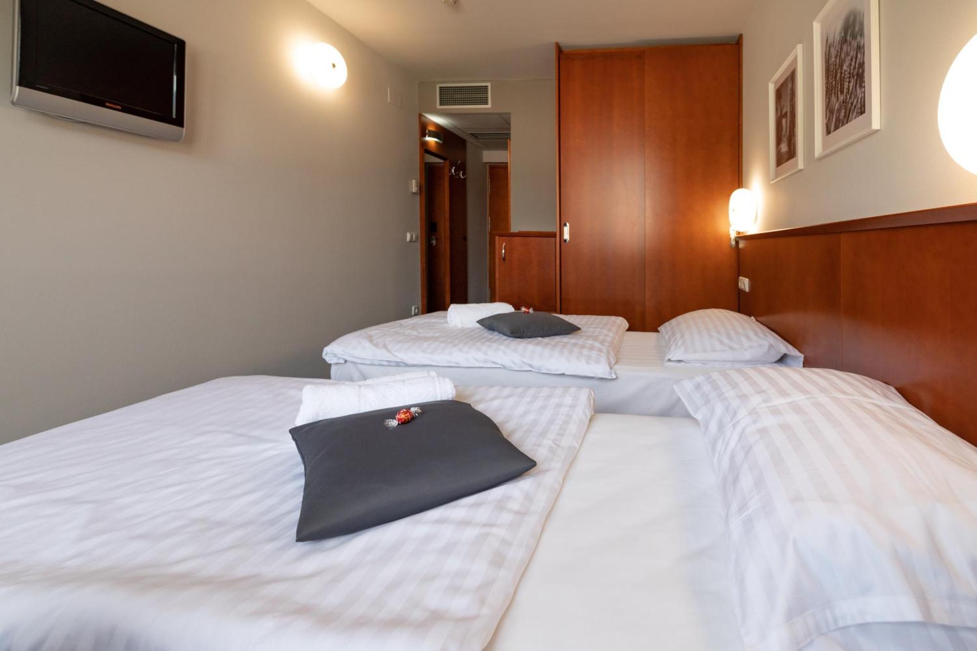 Hotel Spica Lasko ห้อง รูปภาพ