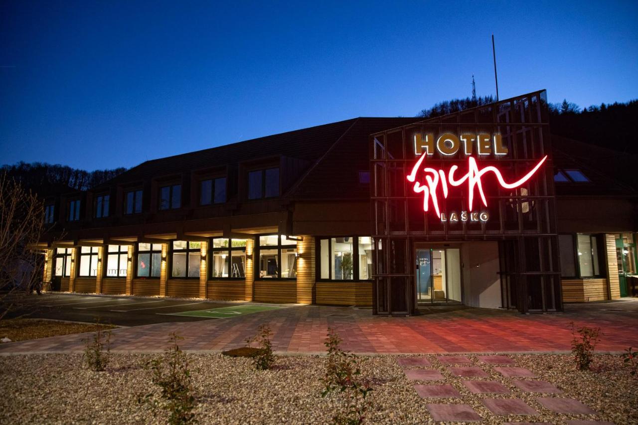 Hotel Spica Lasko ภายนอก รูปภาพ